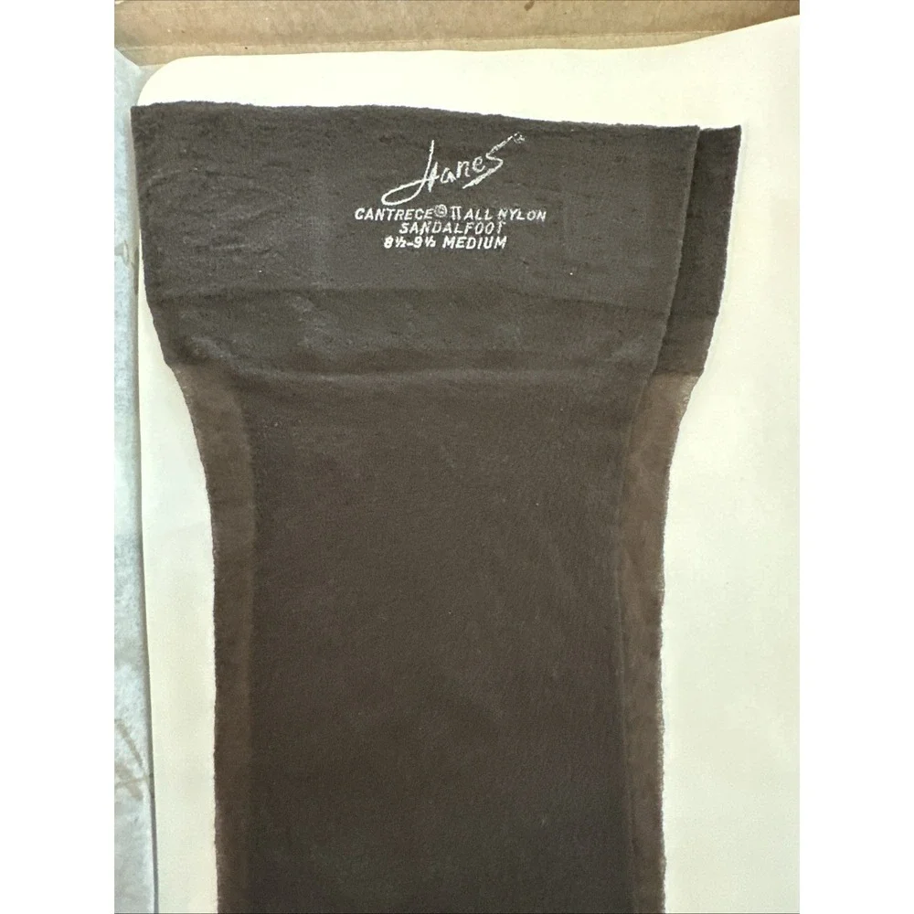 Vintage Hanes Cantrece II 220 M-3 Barely Black‎ 8 1/2-9 1/2 Med  1 Pair In Box